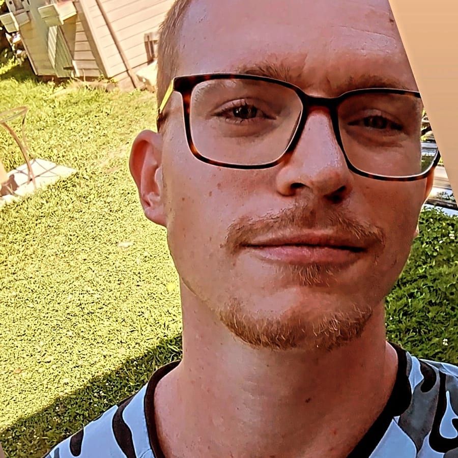 Profil von Kayvan